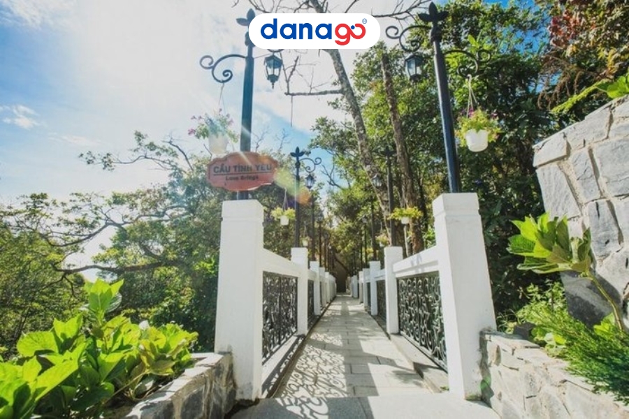 cầu tình yêu bà nà hill cầu tình yêu bà nà hill