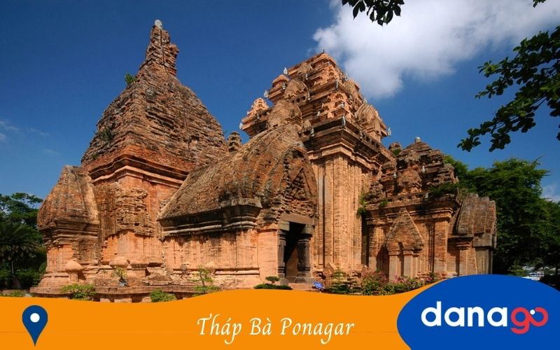 tháp bà Ponagar