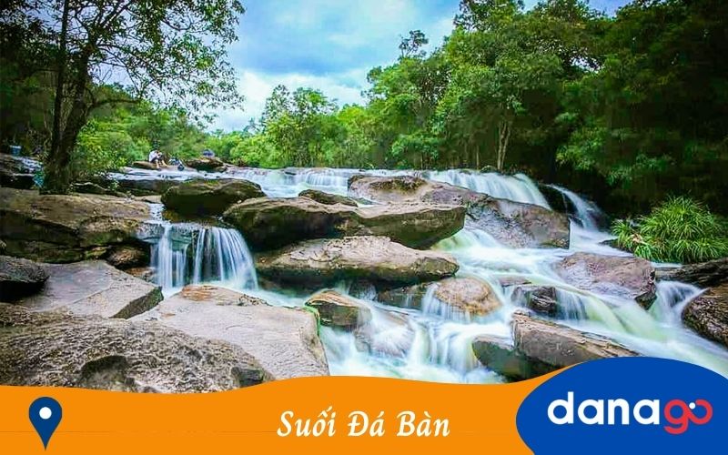 Suối Đá Bàn