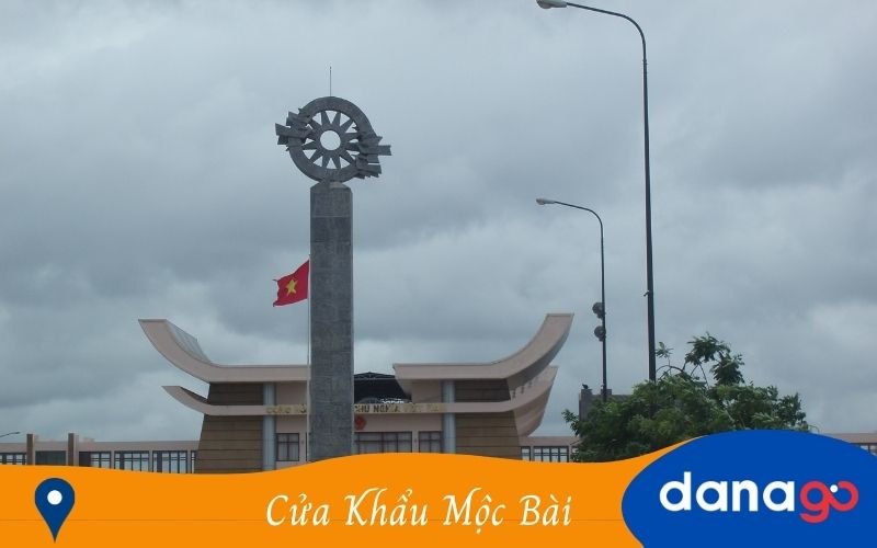 cửa khẩu mộc bài