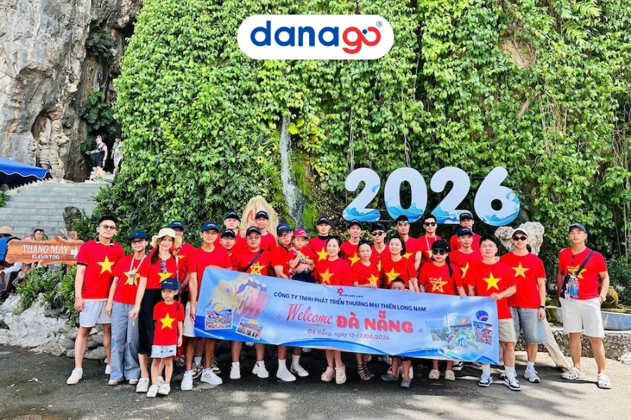 Đoàn khách của DANAGO tham quan Ngũ Hành Sơn